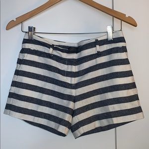 Ann Taylor White/Navy Shorts 00P